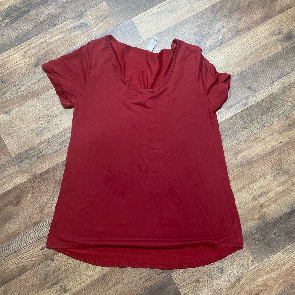 LuLaRoe Red Short Sleeve Tee